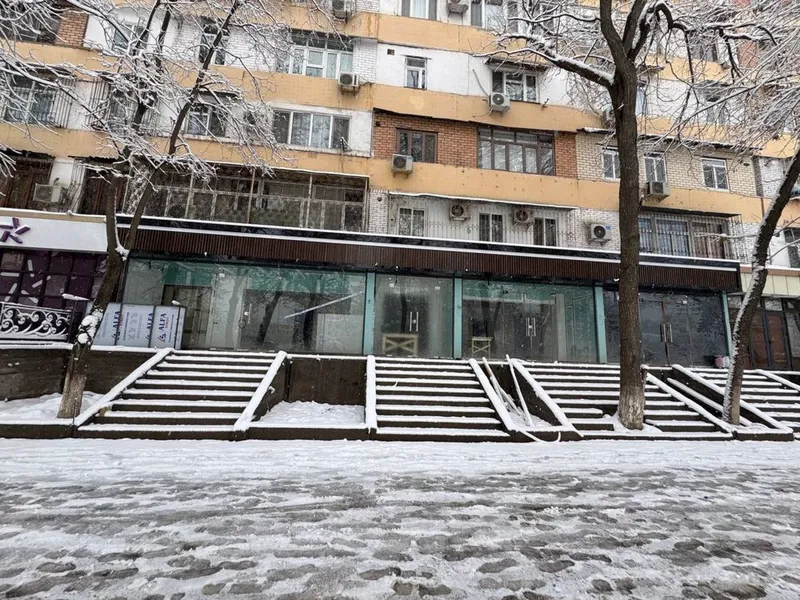 Продается нежилое помещение 200м2 первая линия! Новостройка