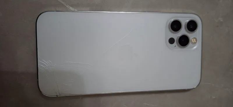 Iphone 12 pro 10/8 holati