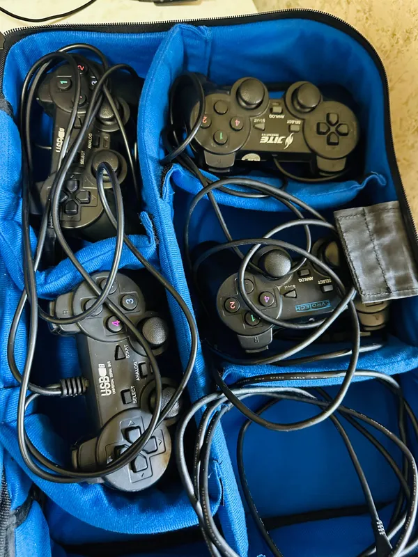 3 в 1 — СУМКА ДЛЯ PS4, джойстик для ПК, USB-кабель 2