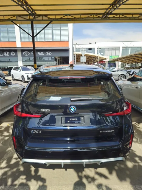 BMW i X1 25L EV 510 км 2 BMW i X1 25L EV 510 км 2