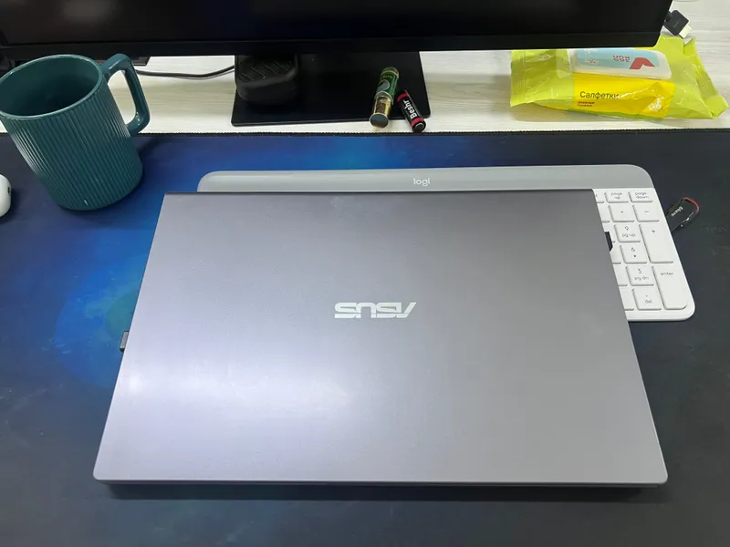Notebook arzon narxda sotiladi