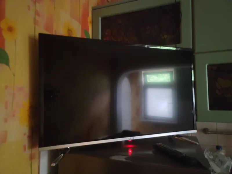 Продам свой 32д телевизор Artel (Не смарт)