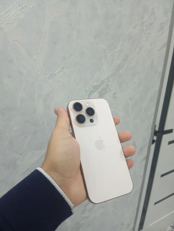 16 pro. 16 pro.