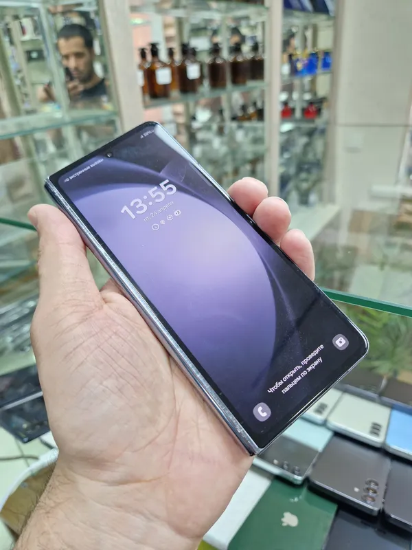 Samsung Fold5 3 Samsung Fold5 3