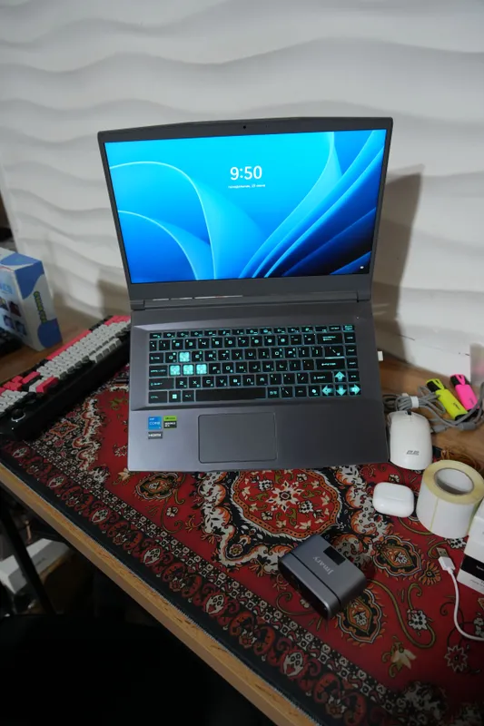 MSI Thin 15 sotiladi 16/512 gb RTX 4050 6gb