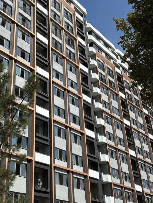 Продаётся 2-комнатная квартира в ЖК Bobur Residence 1