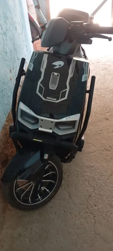 Drongo skuteri yılı 2025 1 Drongo skuteri yılı 2025 1