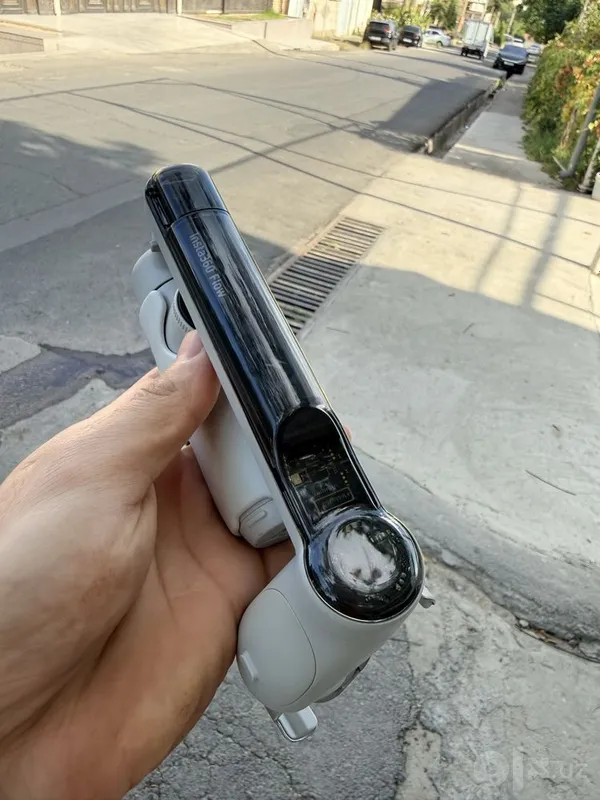Insta360 Flow 2, Standard Bundle, Summit White 3 Insta360 Flow 2, Standard Bundle, Summit White 3