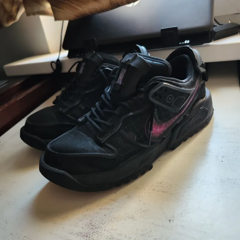 Nike Dunk Low x RTFKT VOID