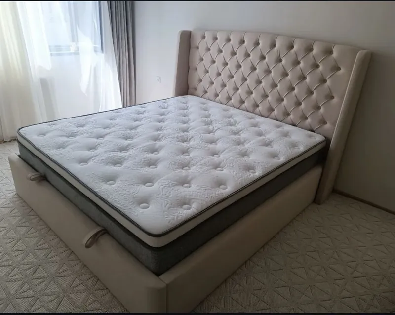 Скидка Продаю кровать 160/200