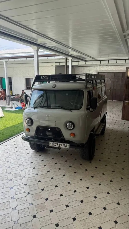 Uaz buxanka sotuvda