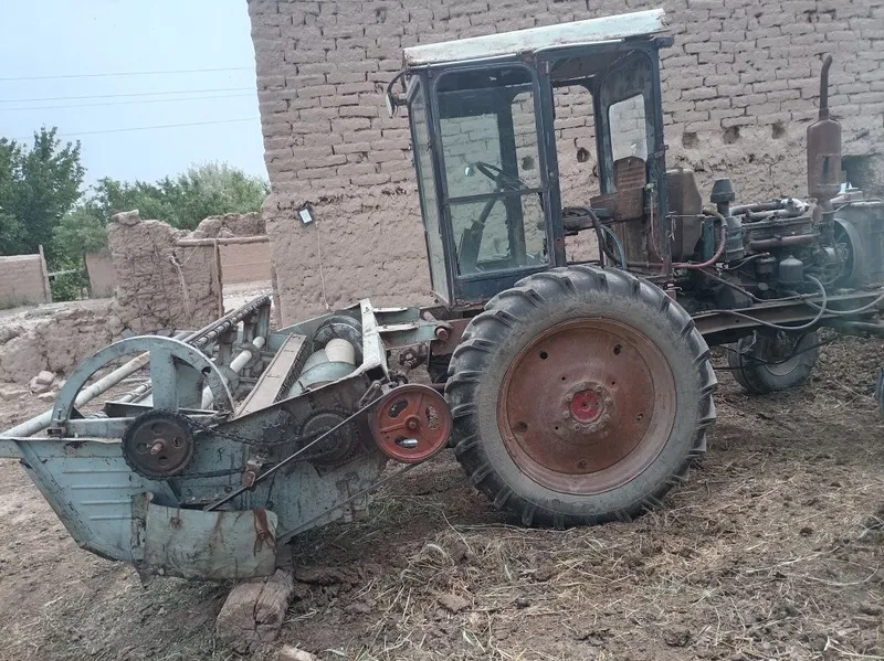 Traktor ot oraydigan JATKA sotiladi 2 Traktor ot oraydigan JATKA sotiladi 2