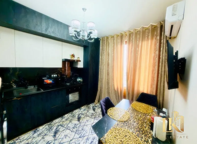 Стильная квартира с ремонтом и техникой в комплексе Almazar City