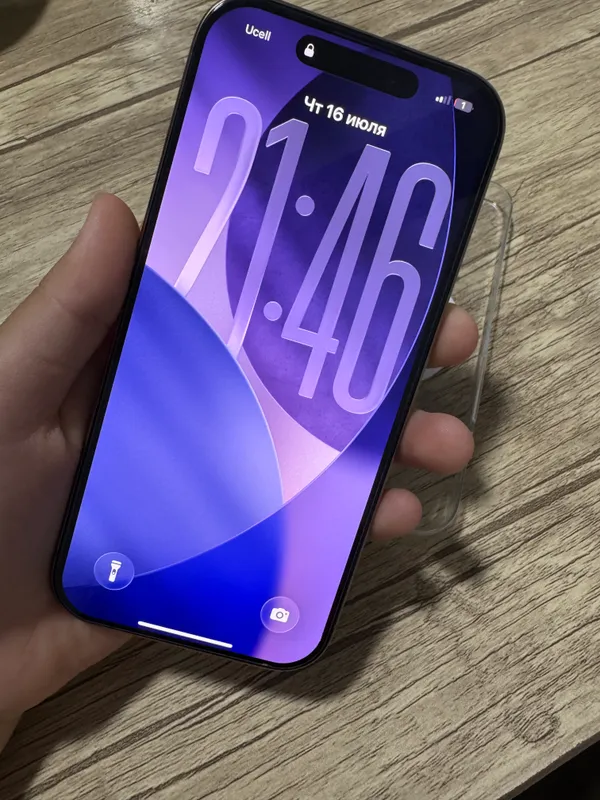iPhone 16 pro 4