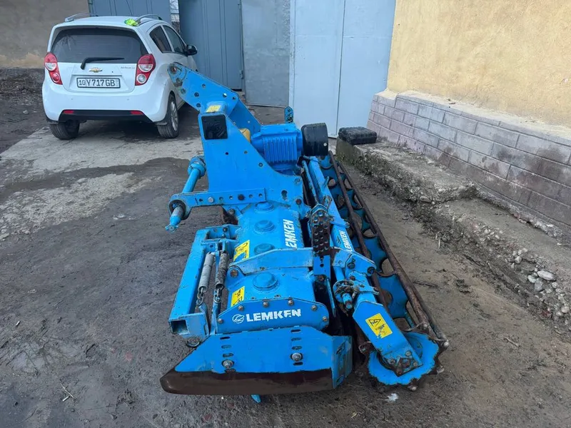 Lemken zarkon 8
