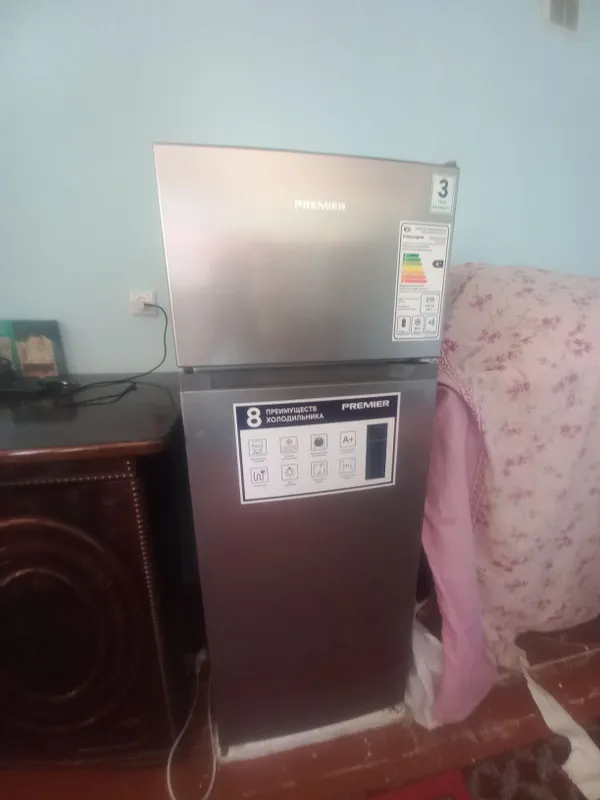 Продаётся холодильник Premier 1 Продаётся холодильник Premier 1