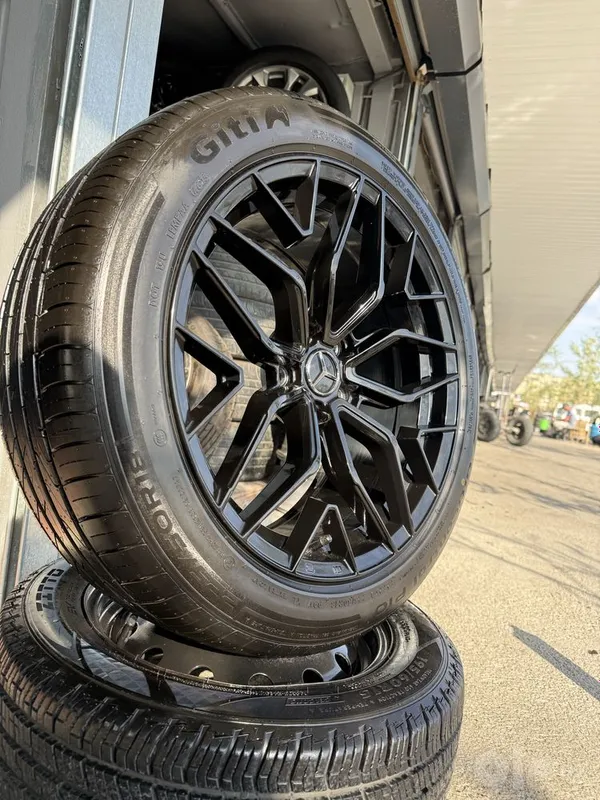 Диски и шины Lamborghini, состояние как новое 1 Диски и шины Lamborghini, состояние как новое 1