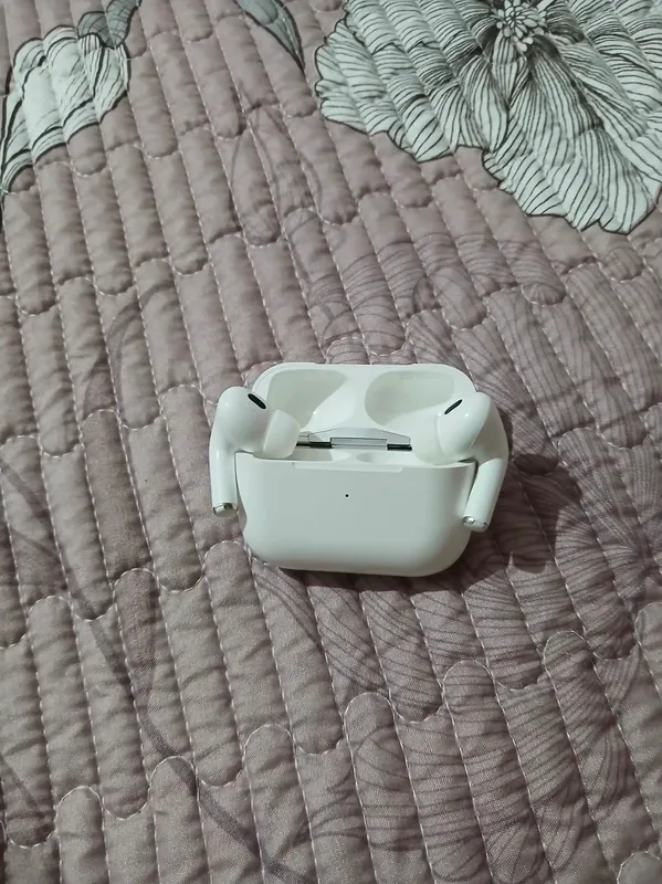 AirPods Pro — фото 1