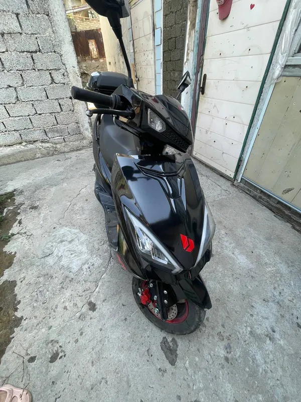 продаю скутер 150 кубовый 5 продаю скутер 150 кубовый 5