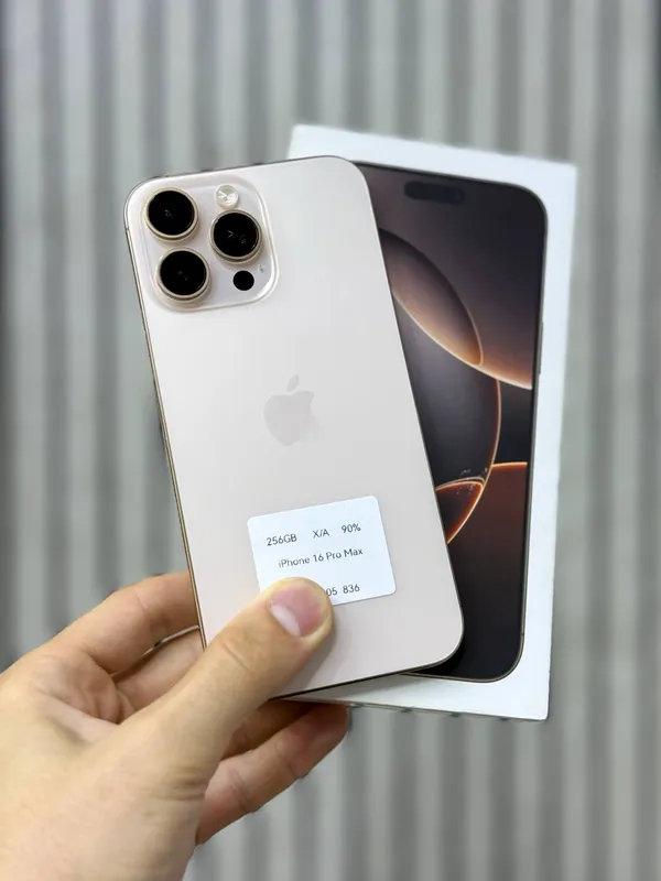 iPhone 16 Pro Max iPhone 16 Pro Max