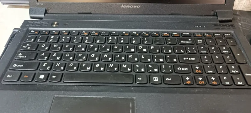 Ноутбук Lenovo B575e — фото 1
