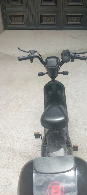 Bonvi skuter sotiladi narxi kelishiladiiiiiiiiiiii