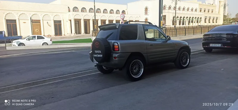 Toyota Rav 4 (коротышка) 2000 год, 2 литра бензин. 1 Toyota Rav 4 (коротышка) 2000 год, 2 литра бензин. 1
