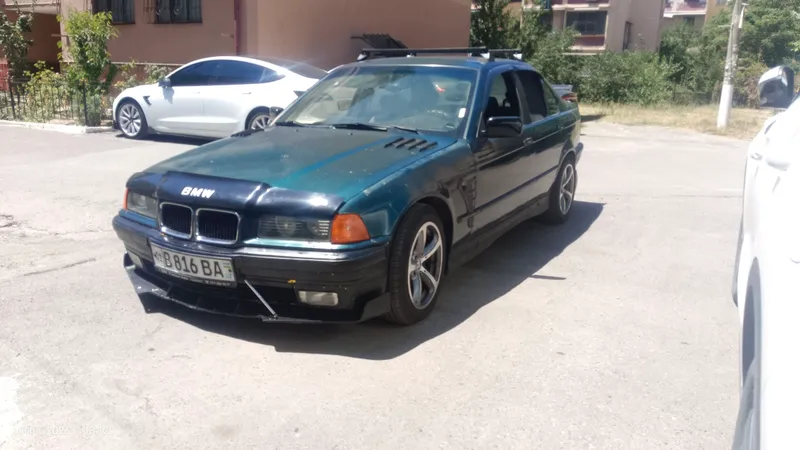 BMW E36 1.8 M43 двигатель 1994 год 1 BMW E36 1.8 M43 двигатель 1994 год 1