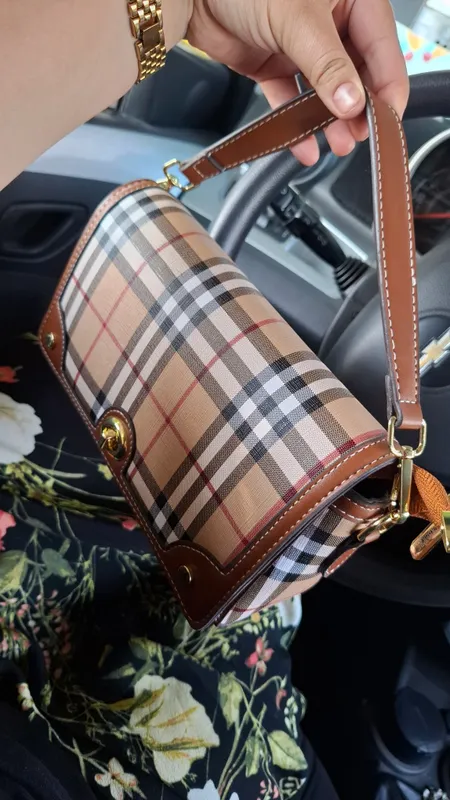 Sumka Burberry — фото 1