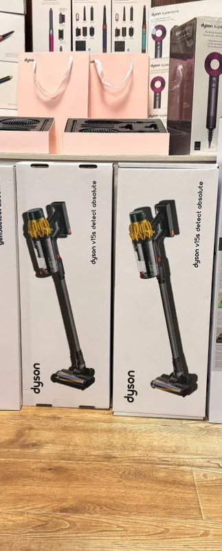 Dyson V15 Detect Absolute 1 Dyson V15 Detect Absolute 1