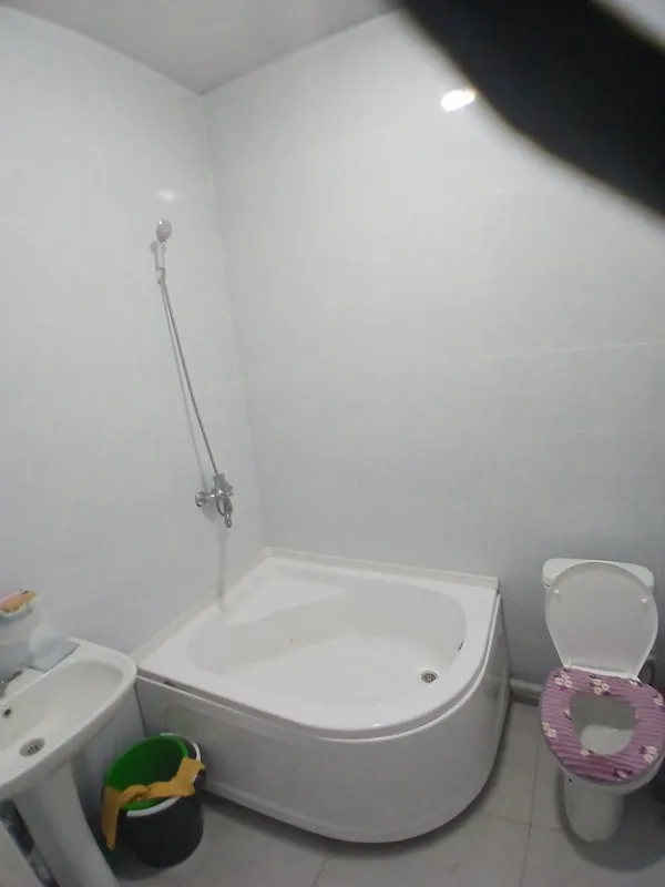 Manzil sergili sasiqmos tomonda