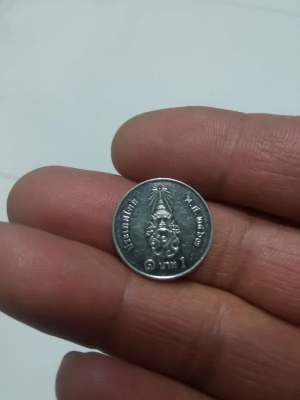 Продам монеты серебро