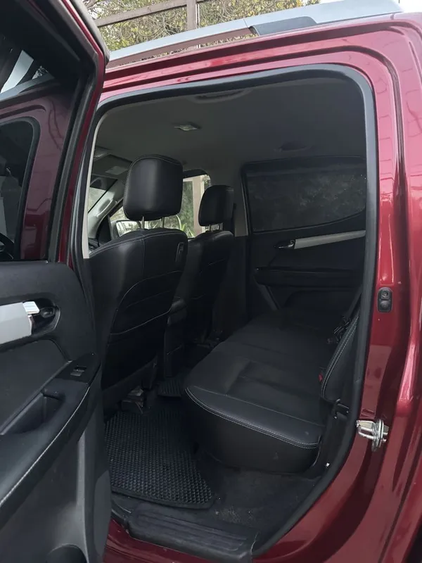 Isuzu D-MAX Irbis 6 Isuzu D-MAX Irbis 6