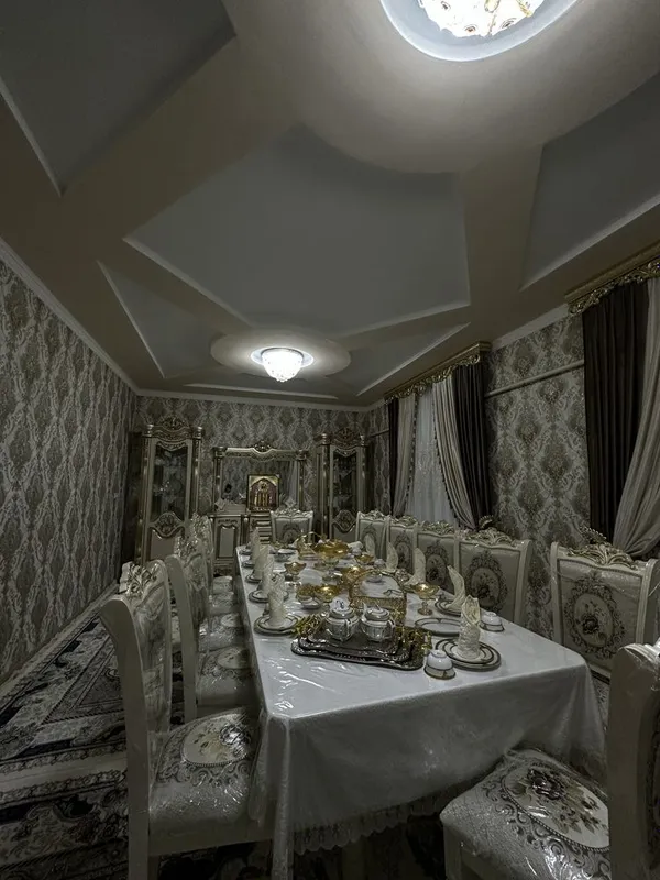 Мебель 12 стульев