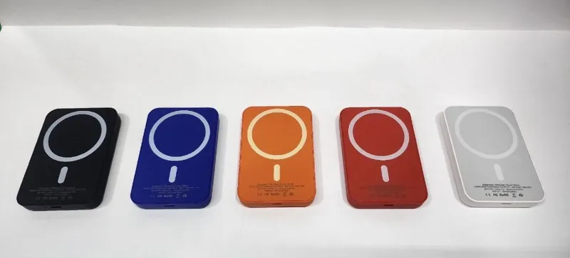 Повербанк MagSafe 5000 mAh матовый оптом