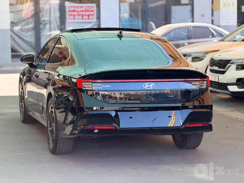 Hyundaiy Sanata 2.5 2024 yil 2 Hyundaiy Sanata 2.5 2024 yil 2