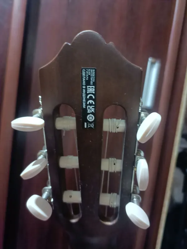 Гитара Yamaha CX 40 2