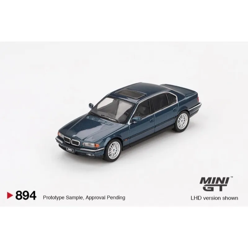Коллекционные машинки Mini GT BMW M5, 750il, M3 Коллекционные машинки Mini GT BMW M5, 750il, M3