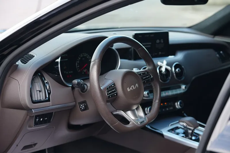 Kia Stinger 2023 6