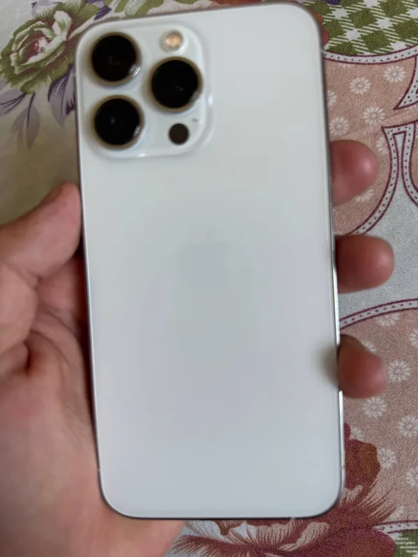 IPhone 13 pro 128gb 77% narxi 420$  95 776 05 05