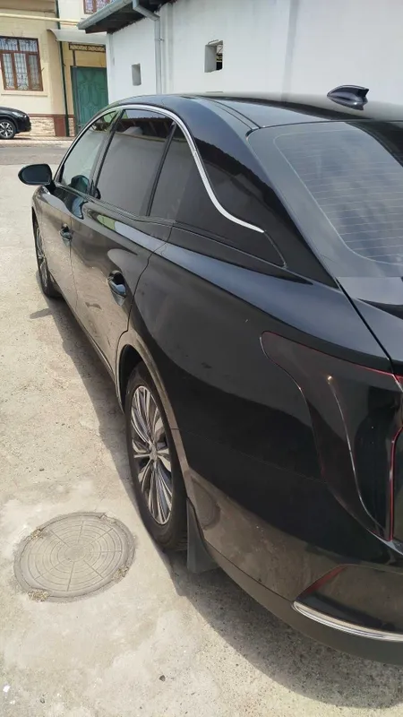 Hongqi 2024 avtomat, Hongqi 2024 yangi, Hongqi 2024 ideal holatda 4 Hongqi 2024 avtomat, Hongqi 2024 yangi, Hongqi 2024 ideal holatda 4
