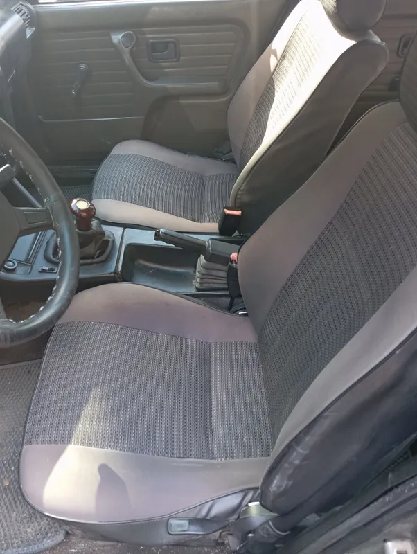 BMW E30 i318 sotiladi 7 BMW E30 i318 sotiladi 7