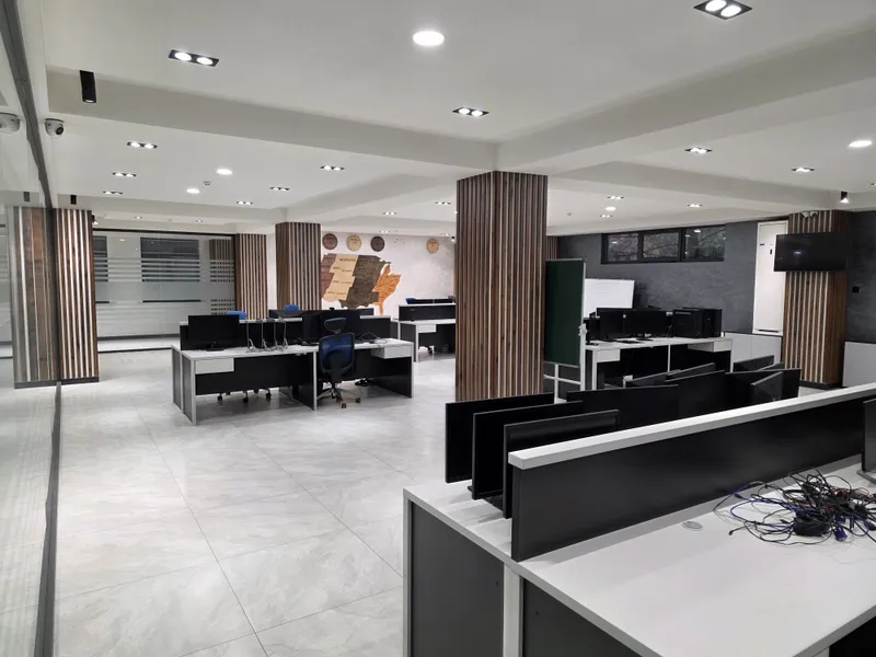 Продается готовый офис. Площадь 830 квадратных метров. — фото 5