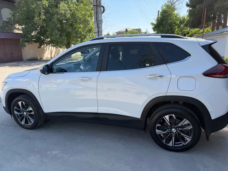Chevrolet Tracker 2 Premier 2