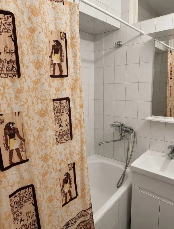 4-комнатная квартира, 80 м2, Мирзо-Улугбек 10