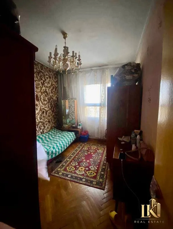 Продаётся просторная 2-комнатная квартира 67 м² с отдельным входом (французская планировка) — фото 1