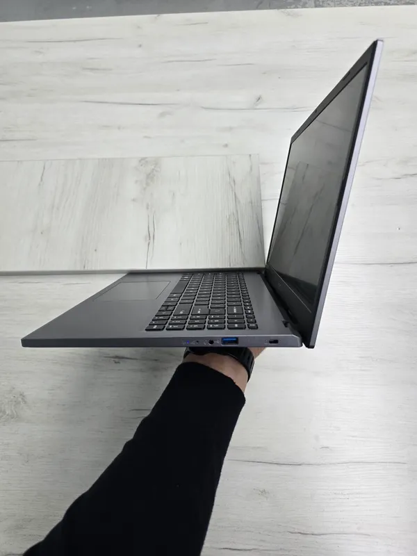 Acer Aspire 5 с процессором H 2 Acer Aspire 5 с процессором H 2