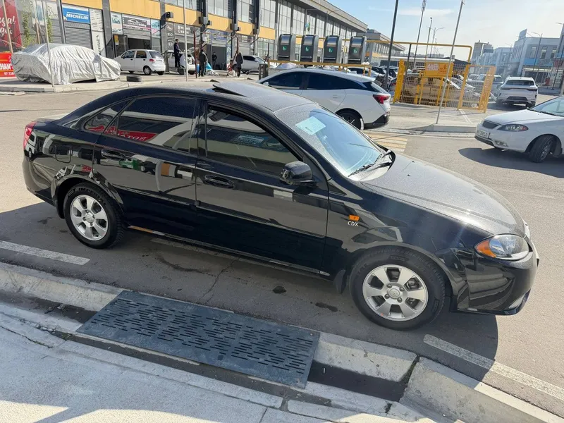 Gentra 2023 3-Poz Avtomat Qora GBO Polniy Navarot 400$ bilan ! — фото 2 Gentra 2023 3-Poz Avtomat Qora GBO Polniy Navarot 400$ bilan ! — фото 2
