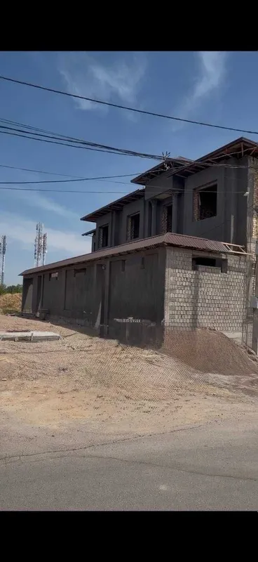 2-ТА каробка холатдаги учаска сотилади