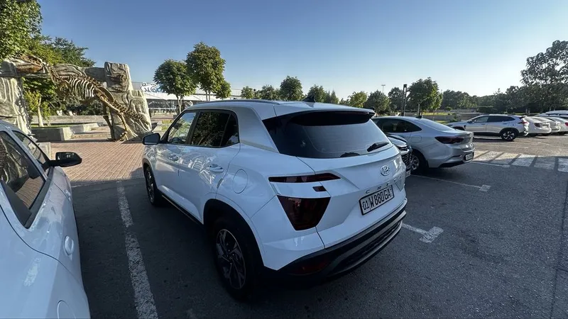 Продаю Hyundai Creta 2.0 в идеальном состоянии white 5 Продаю Hyundai Creta 2.0 в идеальном состоянии white 5
